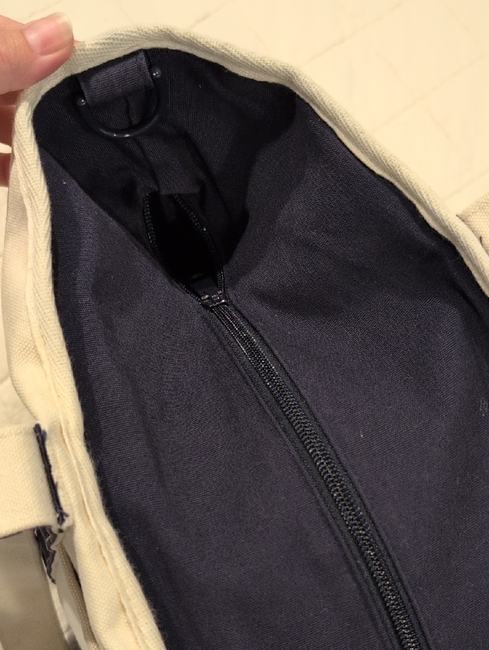 Storq Carryall Canvas Navy & Cream Diaper Bag - Picture 4 of 14
